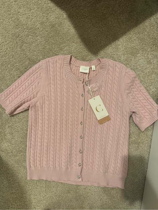 Cyrus Sweaters - Light pink short sleeve cardigan